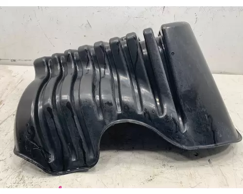 FREIGHTLINER Cascadia Fender Extension
