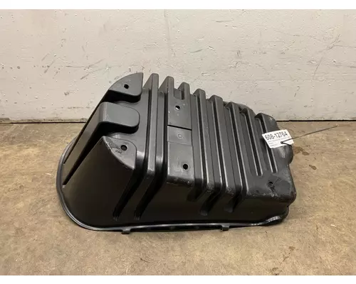FREIGHTLINER Cascadia Fender Extension