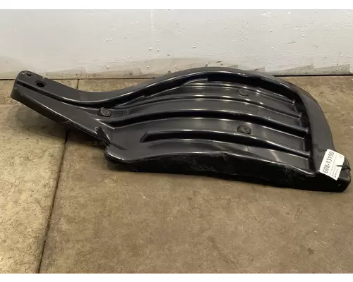 FREIGHTLINER Cascadia Fender Extension