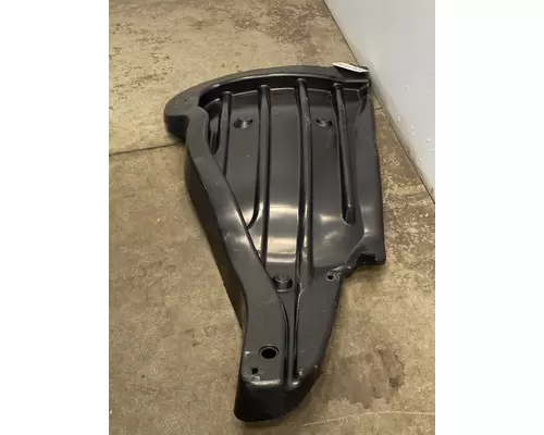 FREIGHTLINER Cascadia Fender Extension