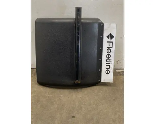 FREIGHTLINER Cascadia Fender Extension