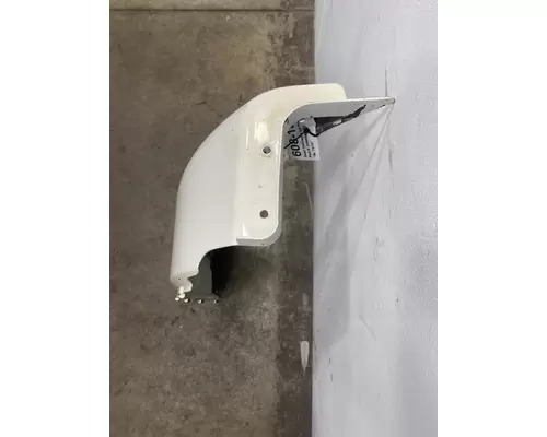 FREIGHTLINER Cascadia Fender Extension