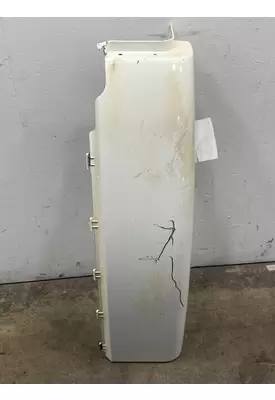 FREIGHTLINER Cascadia Fender Extension