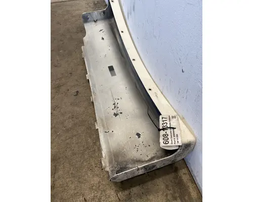 FREIGHTLINER Cascadia Fender Extension