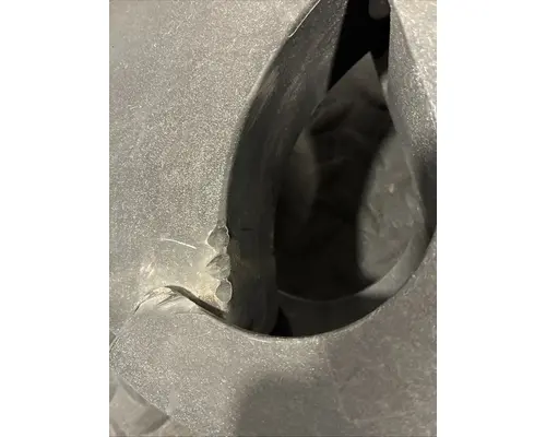 FREIGHTLINER Cascadia Fender Extension