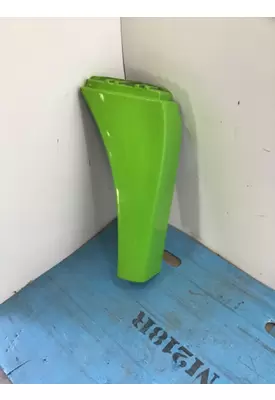 FREIGHTLINER Cascadia Fender Extension