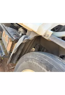 FREIGHTLINER Cascadia Fender Extension
