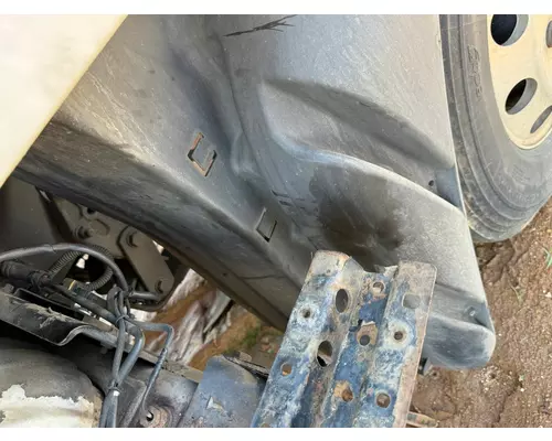 FREIGHTLINER Cascadia Fender Extension