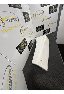 FREIGHTLINER Cascadia Fender