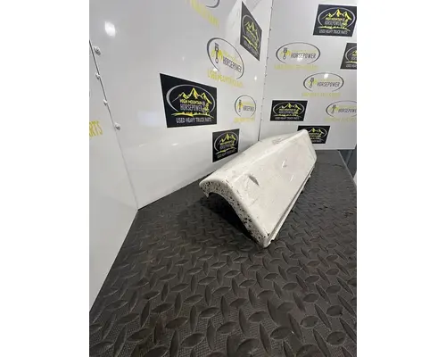 FREIGHTLINER Cascadia Fender