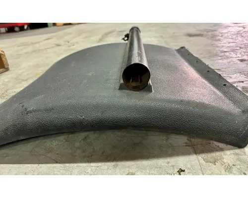 FREIGHTLINER Cascadia Fender