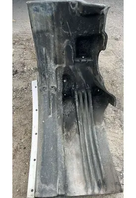 FREIGHTLINER Cascadia Fender