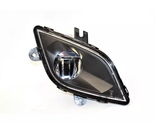 FREIGHTLINER Cascadia Fog Light