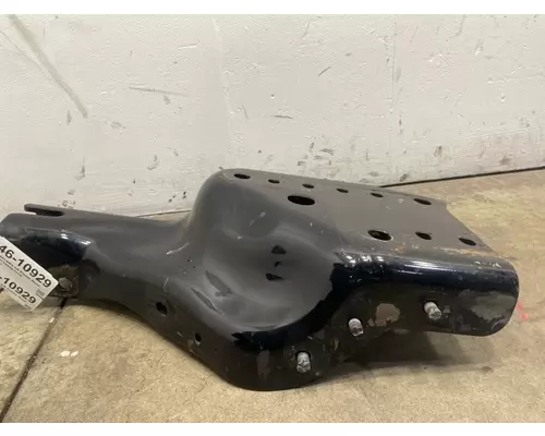 FREIGHTLINER Cascadia Frame HornBumper Mount