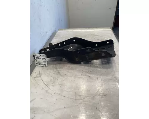 FREIGHTLINER Cascadia Frame HornBumper Mount