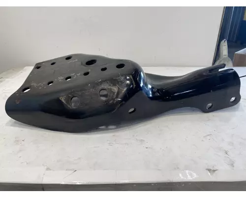 FREIGHTLINER Cascadia Frame Horn