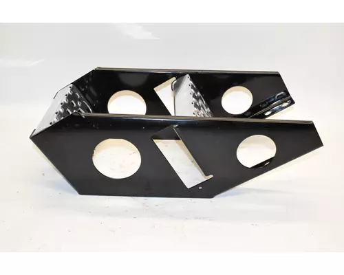 FREIGHTLINER Cascadia Frame Step