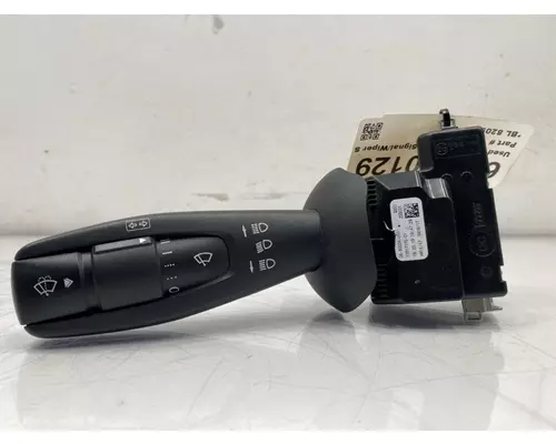 FREIGHTLINER Cascadia Front Lamp (Turn Signal)