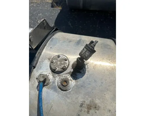FREIGHTLINER Cascadia Fuel Tank
