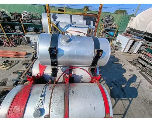 FREIGHTLINER Cascadia Fuel Tank