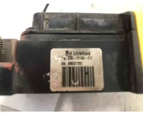FREIGHTLINER Cascadia Fuse Box