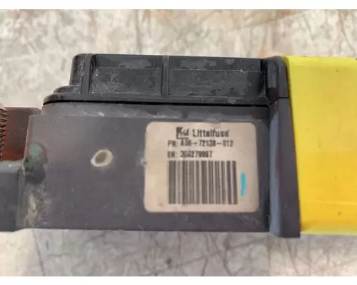 FREIGHTLINER Cascadia Fuse Box