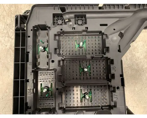 FREIGHTLINER Cascadia Fuse Box