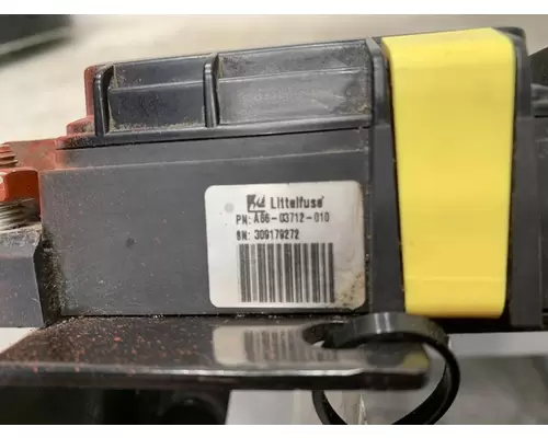 FREIGHTLINER Cascadia Fuse Box