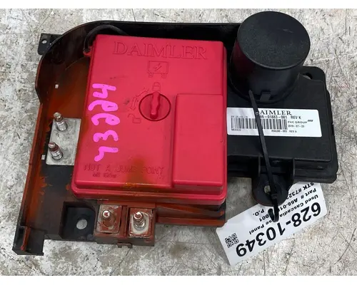 FREIGHTLINER Cascadia Fuse Box