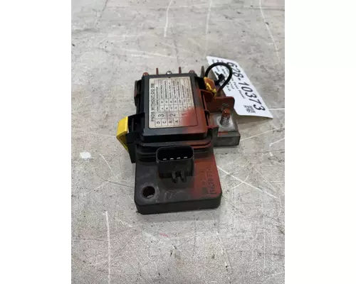 FREIGHTLINER Cascadia Fuse Box