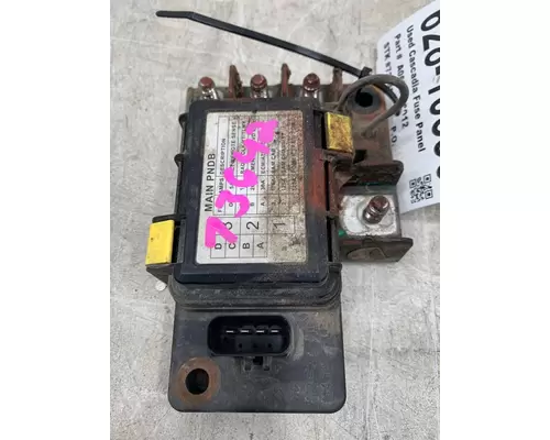 FREIGHTLINER Cascadia Fuse Box