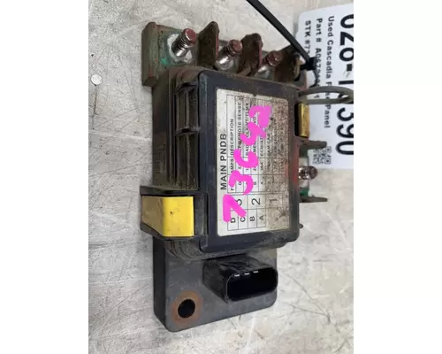 FREIGHTLINER Cascadia Fuse Box