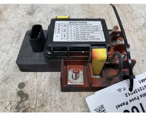 FREIGHTLINER Cascadia Fuse Box
