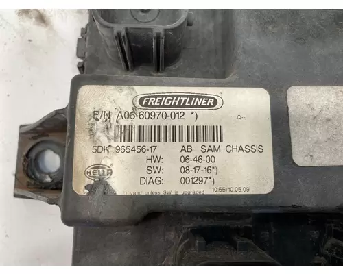 FREIGHTLINER Cascadia Fuse Box