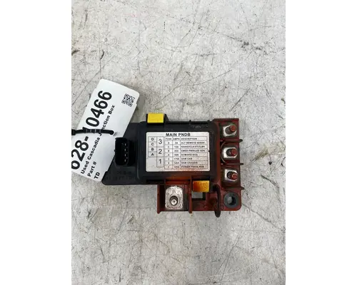 FREIGHTLINER Cascadia Fuse Box