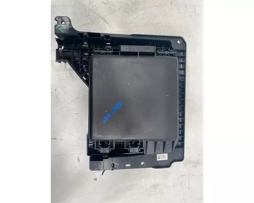 FREIGHTLINER Cascadia Fuse Box