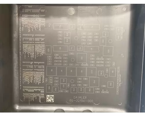 FREIGHTLINER Cascadia Fuse Box