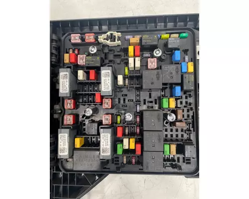 FREIGHTLINER Cascadia Fuse Box