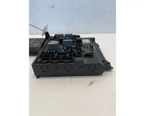 FREIGHTLINER Cascadia Fuse Box