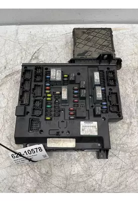 FREIGHTLINER Cascadia Fuse Box