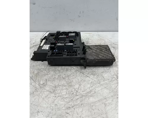 FREIGHTLINER Cascadia Fuse Box