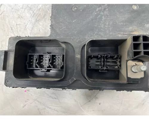 FREIGHTLINER Cascadia Fuse Box