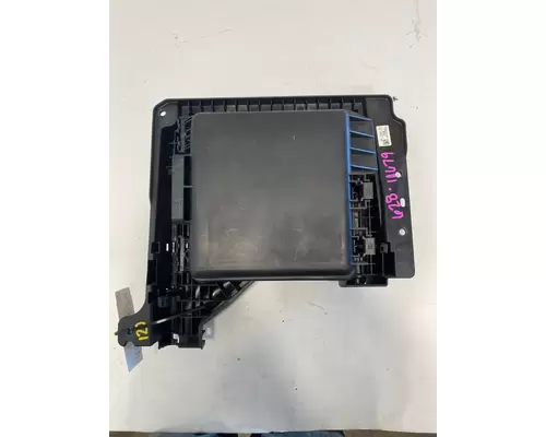FREIGHTLINER Cascadia Fuse Box