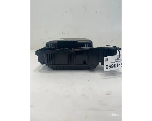 FREIGHTLINER Cascadia Fuse Box