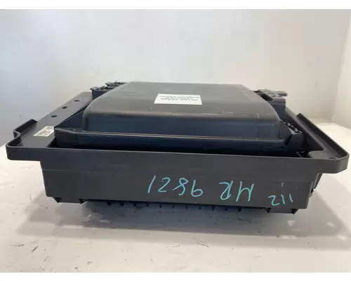 FREIGHTLINER Cascadia Fuse Box