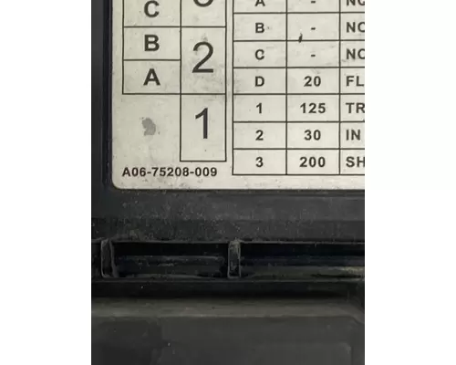 FREIGHTLINER Cascadia Fuse Box