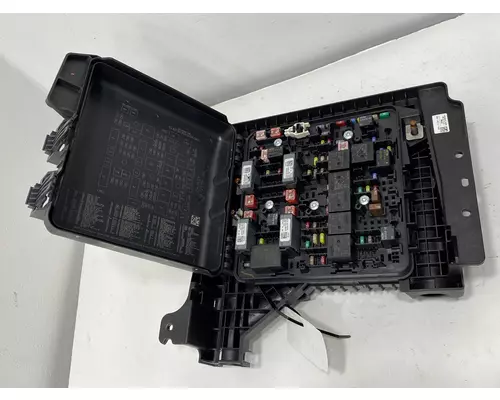 FREIGHTLINER Cascadia Fuse Box