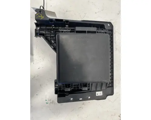 FREIGHTLINER Cascadia Fuse Box