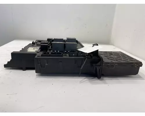 FREIGHTLINER Cascadia Fuse Box