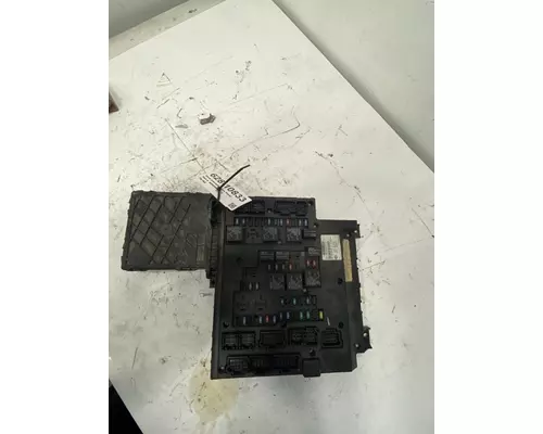 FREIGHTLINER Cascadia Fuse Box